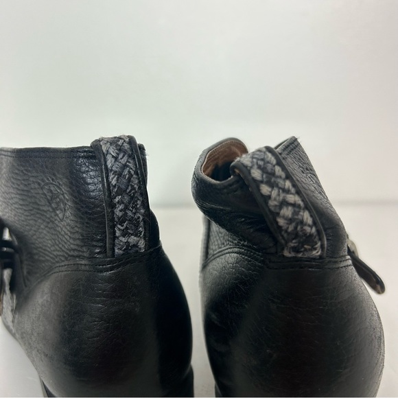 Ariat Black Leather Strap Old Fashioned Western Boots 
Size 8½ - Picture 7 of 8